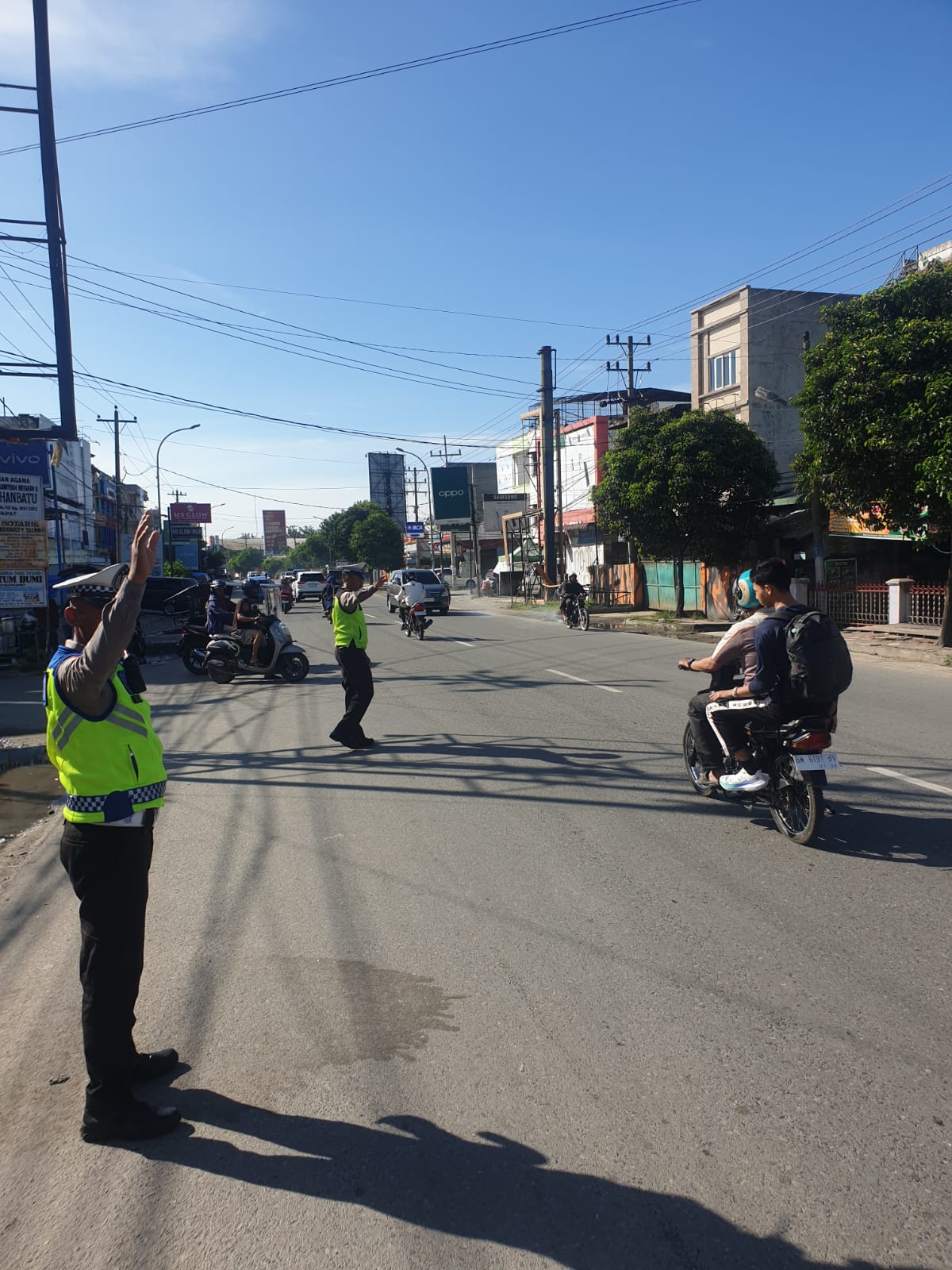 Pastikan Lalin Lancar, Polres Labuhanbatu Lakukan Pengamanan Oprasi Ketupat Toba 2025