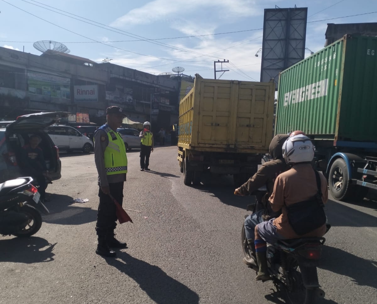 Polsek Bilah Hulu Polres Labuhanbatu Gelar Pos Pelayanan Ketupat Toba 2025 di Aek Nabara