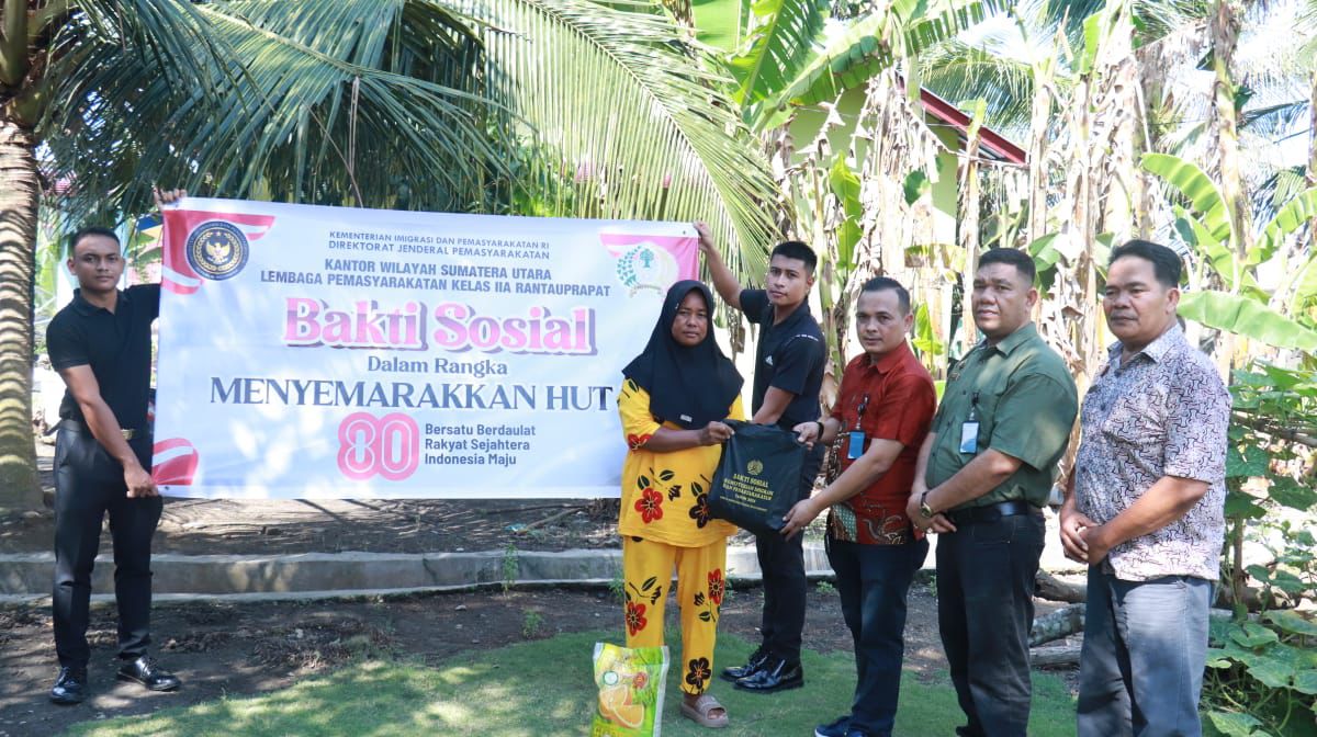 Rayakan Kemerdekaan RI Ke 80, Lapas Rantau Prapat Bagikan Sembako Ke Warga