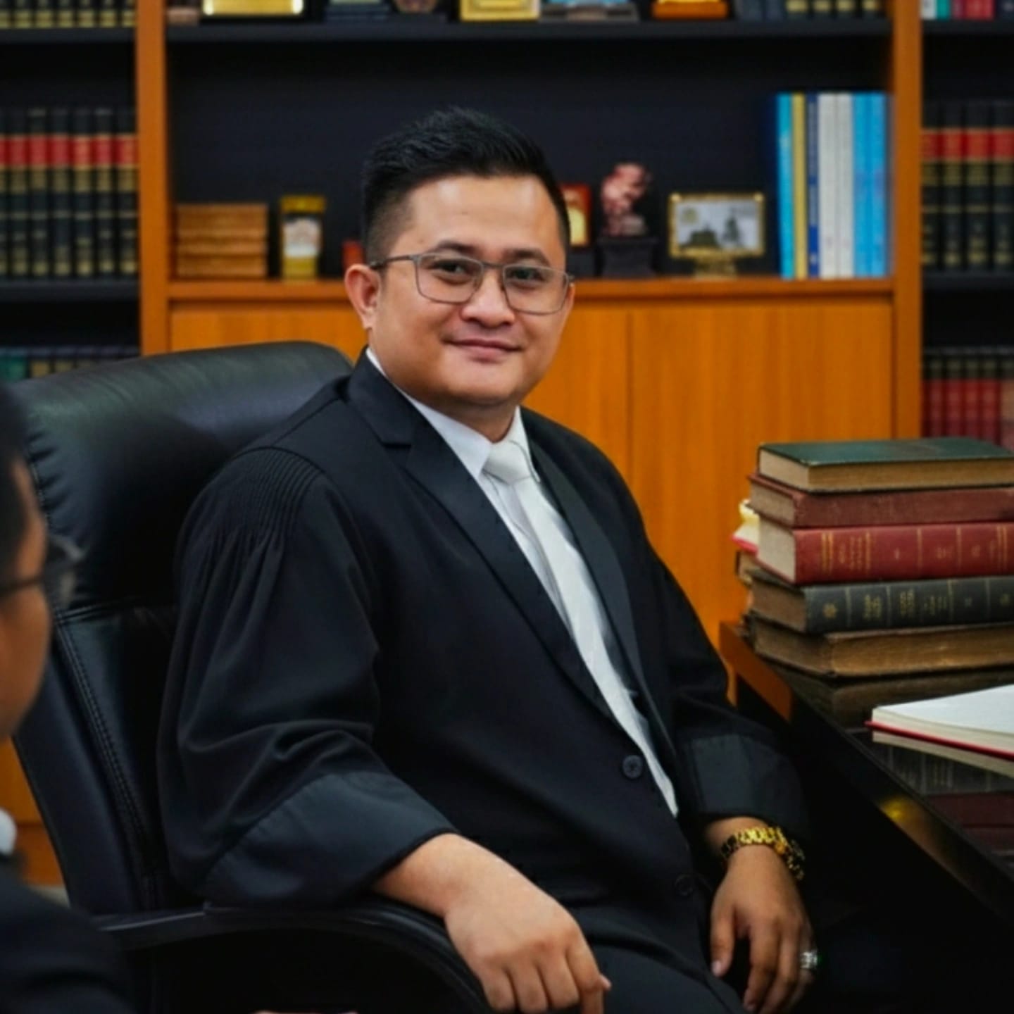 Eks Senior Manager HRGA Seret Raksasa Farmasi PT. MPI Tbk ke Meja Hijau