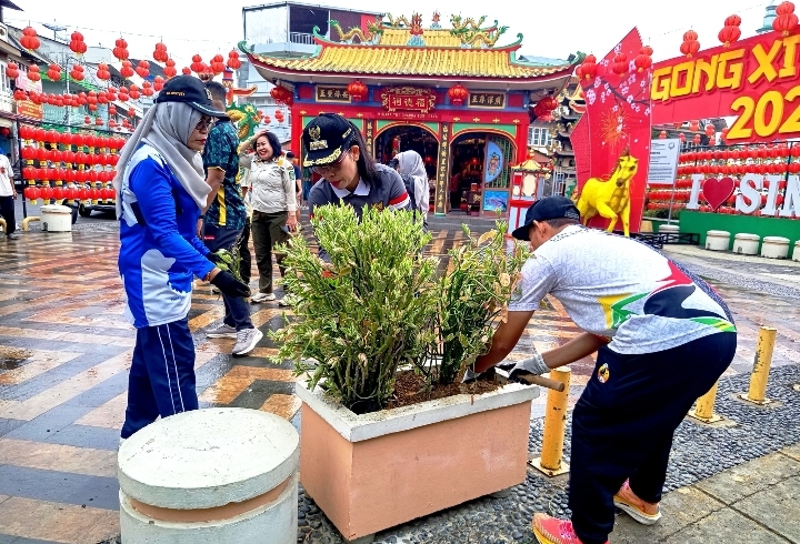 Luncurkan Gerakan ASRI, Wali Kota Singkawang Ajak Warga Hidupkan Kembali Budaya Bersih dan Gotong Royong