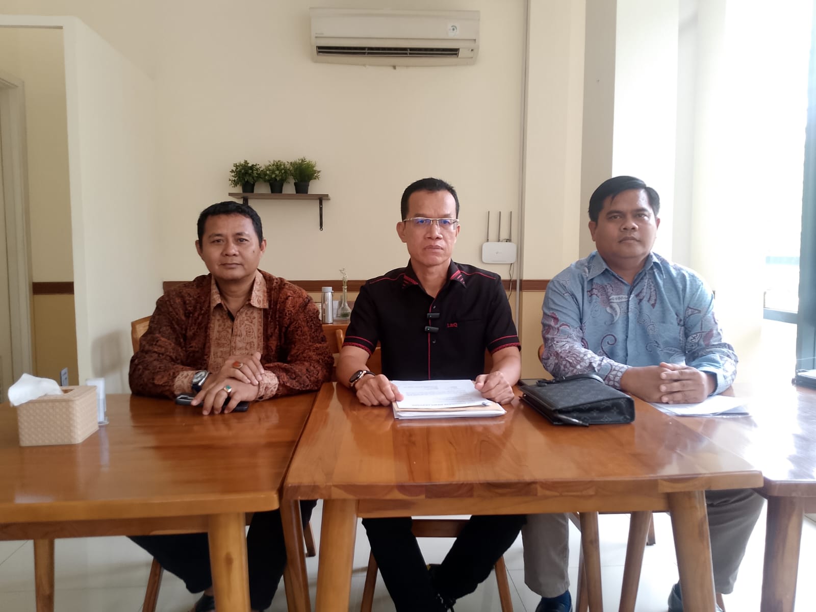 Polemik Eksekusi PN Tangerang: Dugaan Rp3,6 Miliar Menguap, Tim Advokasi Soroti Bank