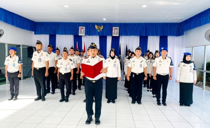 Dari Ikrar ke Aksi, Lapas Kelas IIB Singkawang Gelar Razia Bersama Kepolisian di Blok Hunian