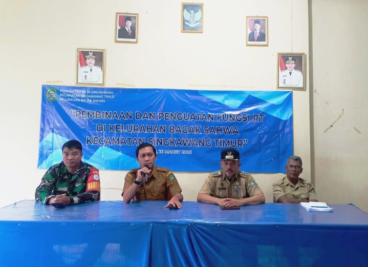 Perkuat Sinergitas, Lurah Bagak Sahwa Gelar Pembinaan dan Penguatan Fungsi RT