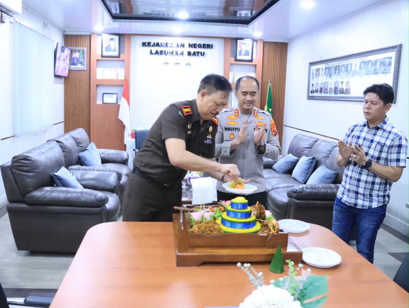 Hari Bhakti Adhyaksa ke-66, Kapolres Labuhanbatu Silaturahmi ke Kejari Labuhanbatu