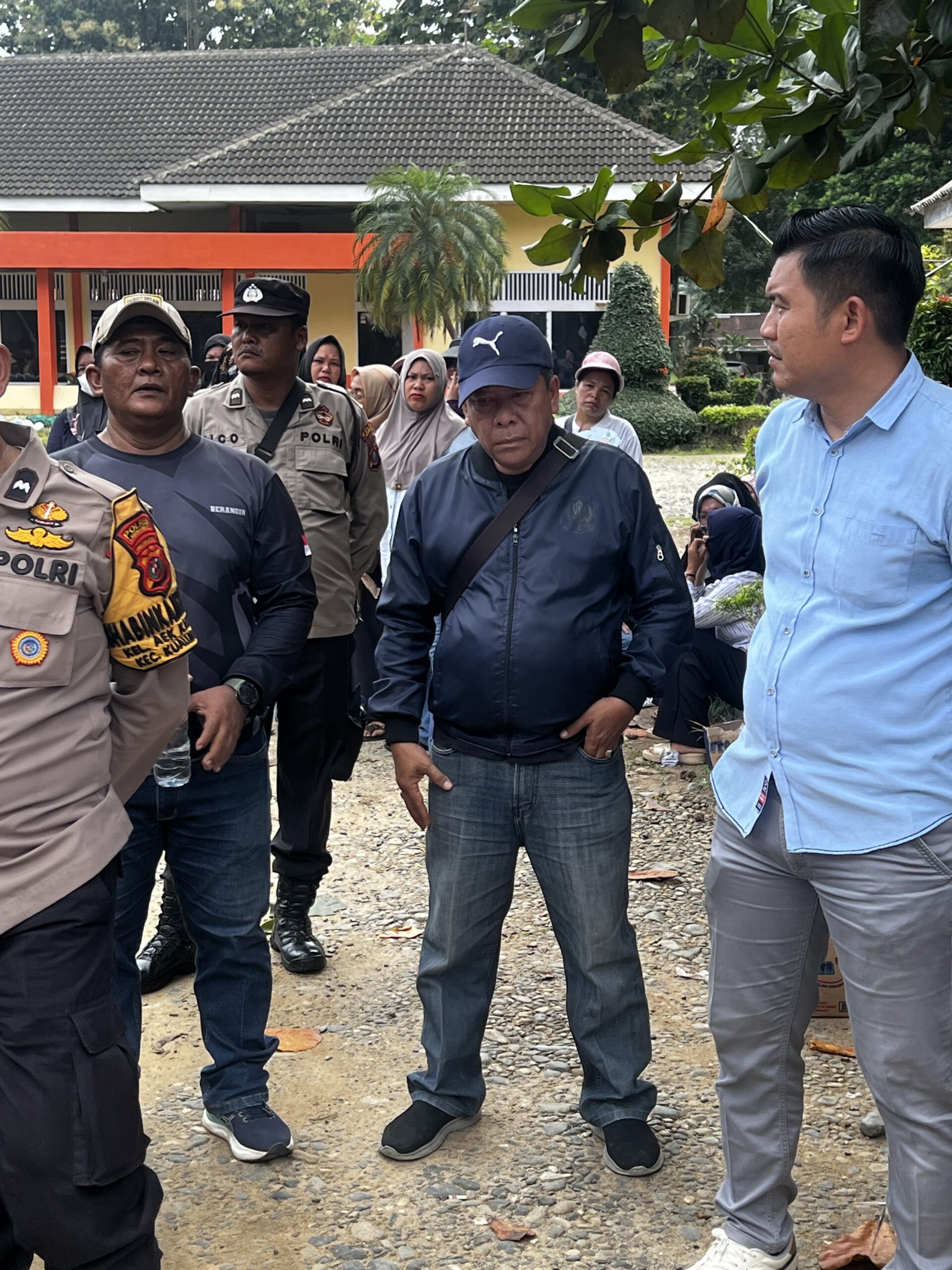 Kapolsek NA IX-X Polres Labuhanbatu Klaim Netral dan Hanya Bertugas Amankan Aksi AMMBER di PTPN IV Brangir Regional II