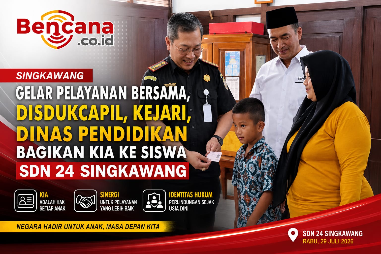 Gelar Pelayanan Bersama, Disdukcapil, Kejari, Dinas Pendidikan Bagikan KIA ke Siswa SDN 24 Singkawang